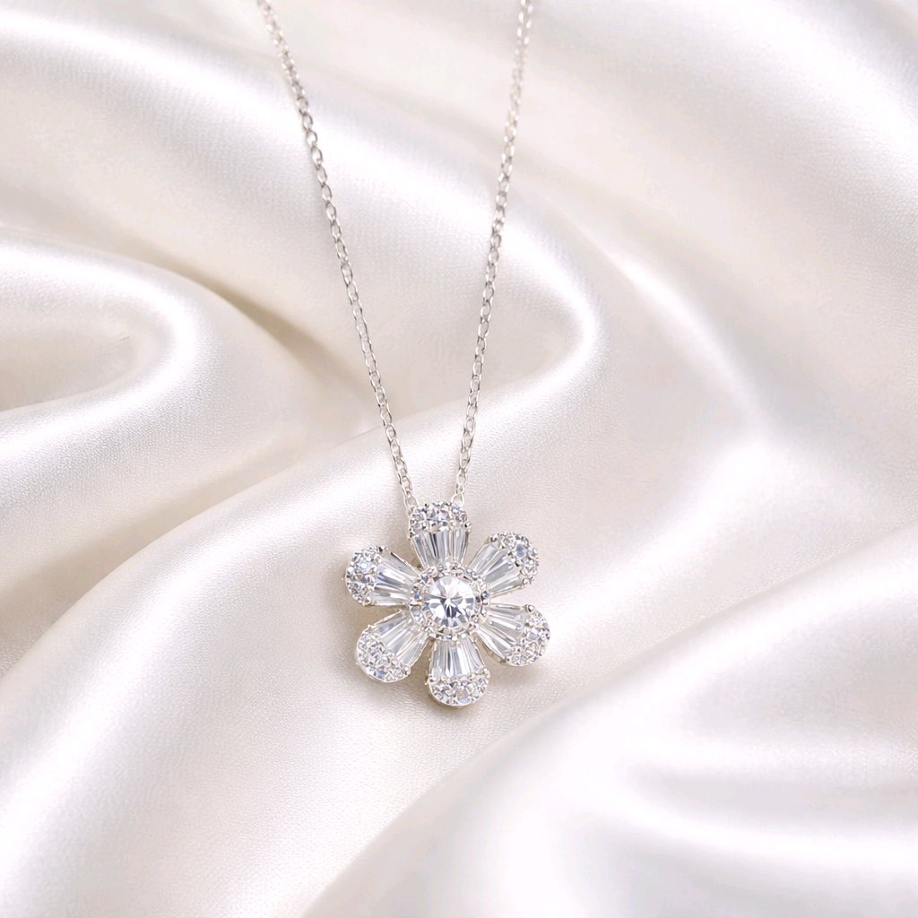 Flower Pendant
