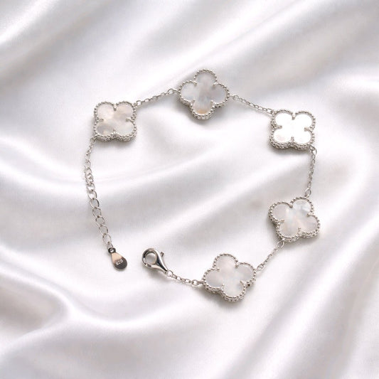 Clover bracelet