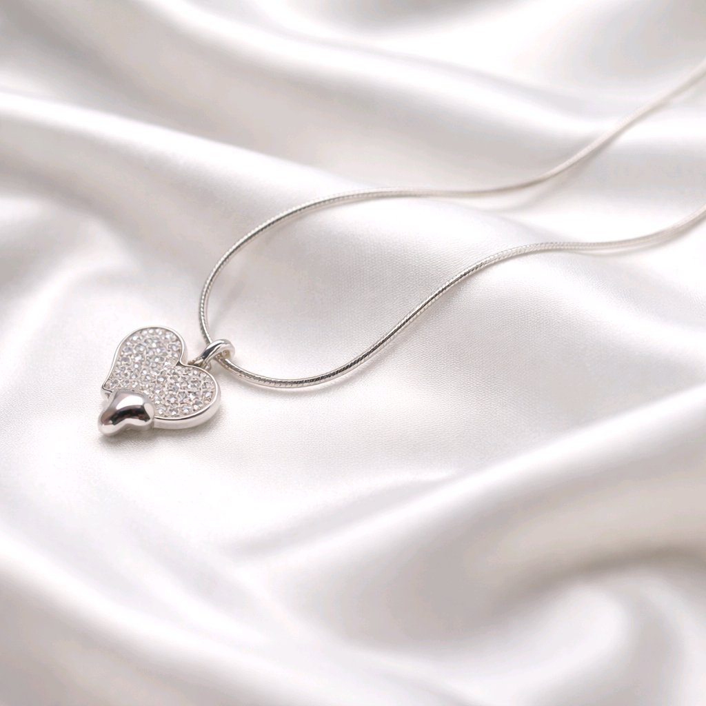 Silver necklace